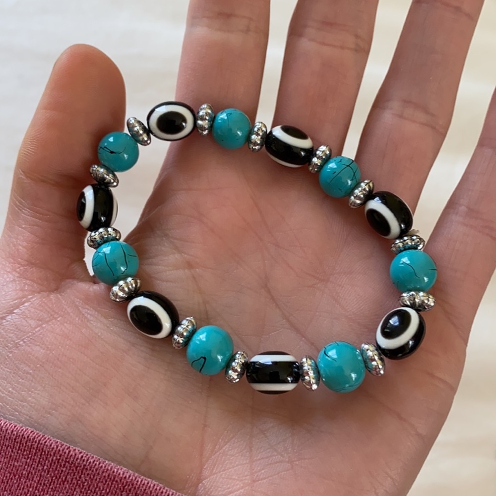 Bracelets - Picture 3 of 3